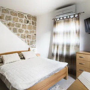la-perla-luxury-apartments.splithotels.org/