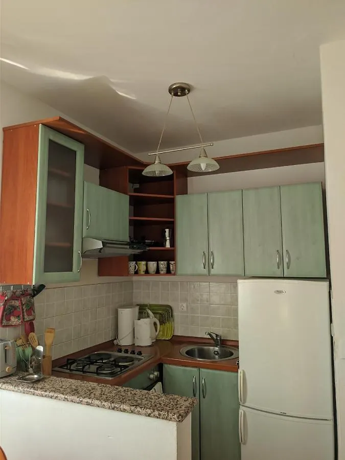 *** בית הארחה וינקורן Villa Triton קרואטיה