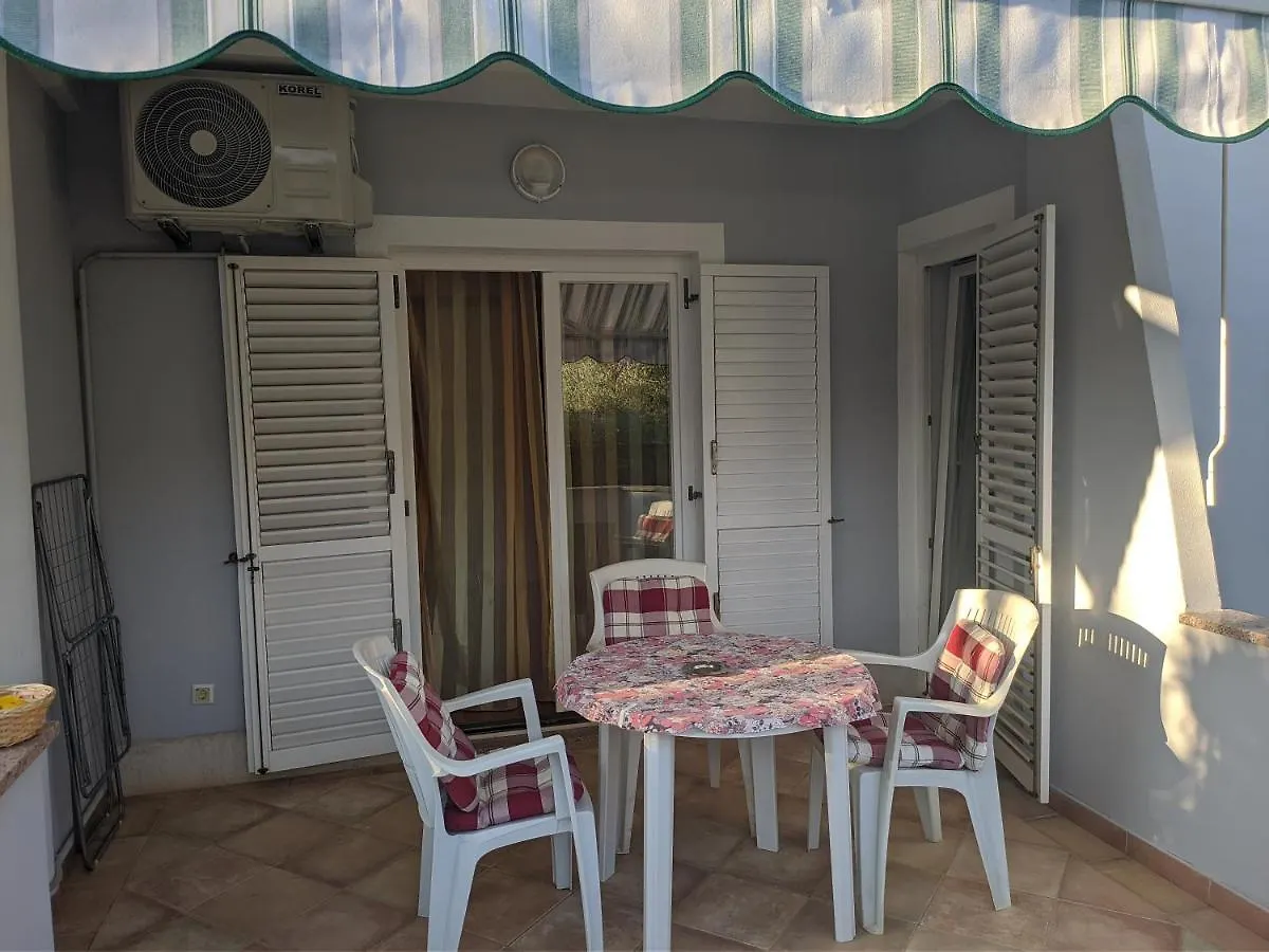 Maison d'hôtes Villa Triton Vinkuran